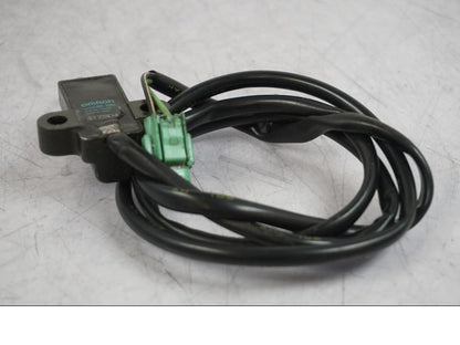 Baksidan på Sidostödsbrytare från en Suzuki VZ 800 -2000 motorcykel.