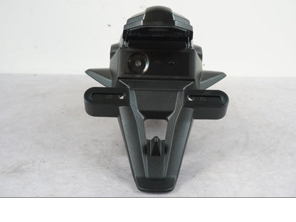 Vänster sida på Skylthållare från en Yamaha MT-09 -2021 motorcykel.