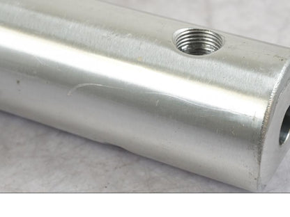 Höger sida på Gaffelben från en Honda VT 750 C4 Shadow -2004 motorcykel.