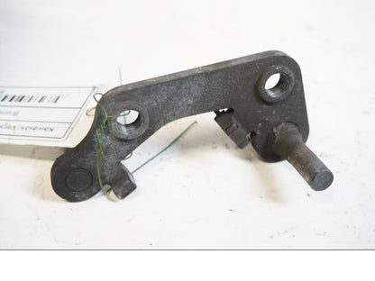 Baksidan på Bromsoksfäste från en Kawasaki Versys 650 -2009 motorcykel.