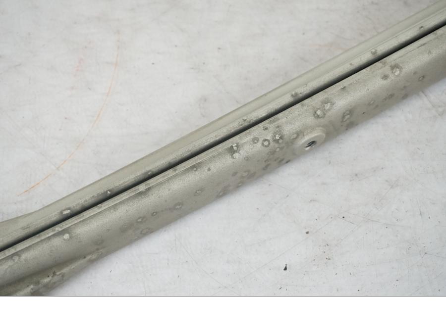 Extrabild2 på Länkarm från en BMW R 1200 R -2007 motorcykel.