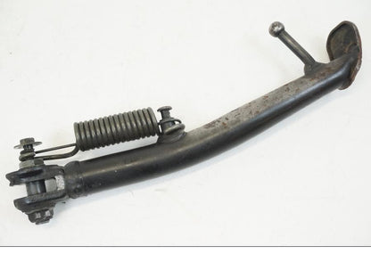 Vänster sida på Sidostöd från en Honda CB 750 -2002 motorcykel.