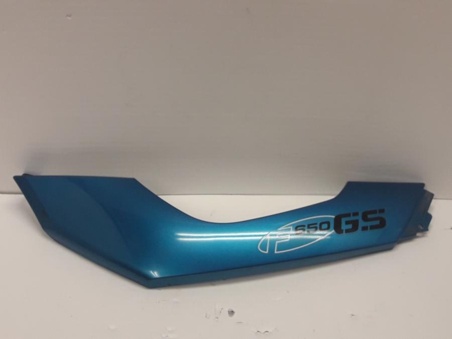 Framsidan på Bakvinge från en BMW F 650 GS -2009 motorcykel.