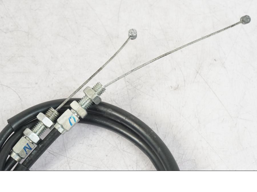 Baksidan på Gasvajer från en Suzuki GSX 1300 RX -1999 motorcykel.