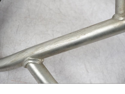 Baksidan på Motorskyddsbåge från en BMW R 1250 GSA -2024 motorcykel.