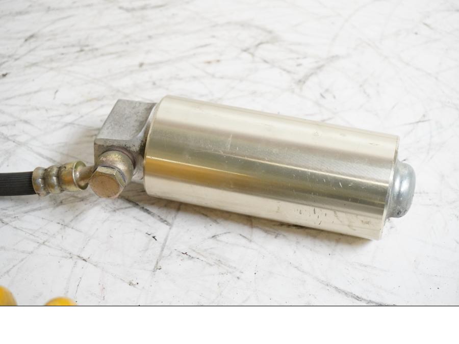 Snett uppifrån på Stötdämpare från en Honda CBR 600 -2002 motorcykel.