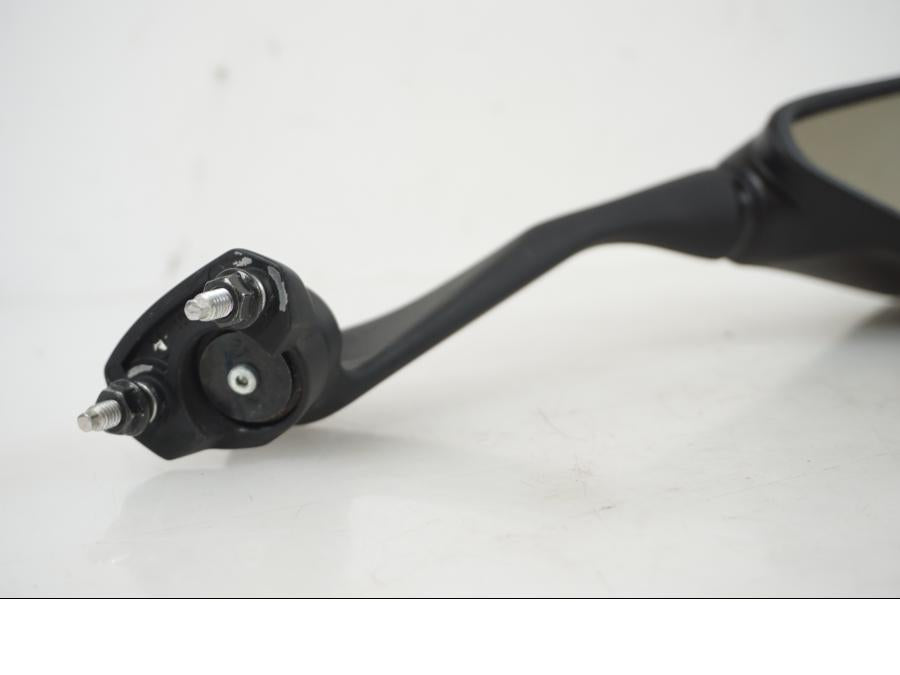 Höger sida på Backspegel från en Kawasaki Z 1000 -2018 motorcykel.