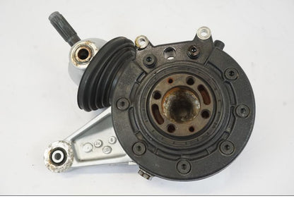 Snett nerifrån på Slutväxel från en BMW R 1150 RS -2003 motorcykel.