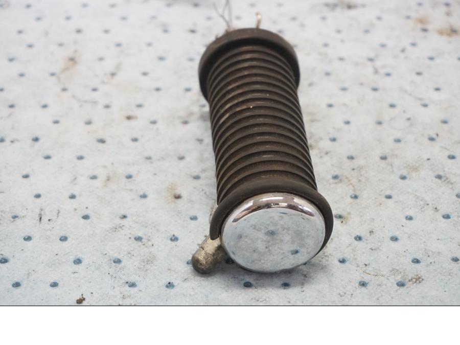 Baksidan på Fotpinne från en Kawasaki EN 500 -1999 motorcykel.