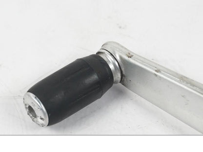 Vänster sida på Växelpedal från en MV Agusta Dragster -2014 motorcykel.