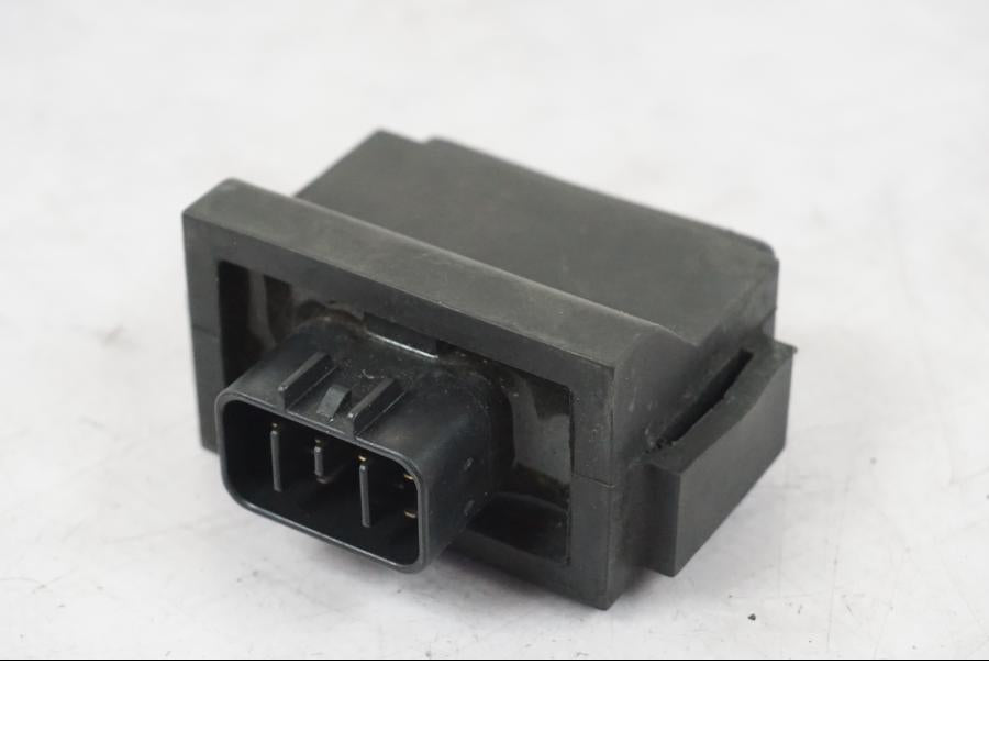 Framsidan på Relä från en Kawasaki ZX-6R -2011 motorcykel.