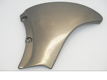 Framsidan på Bensintankskåpa från en Triumph Tiger -2002 motorcykel.