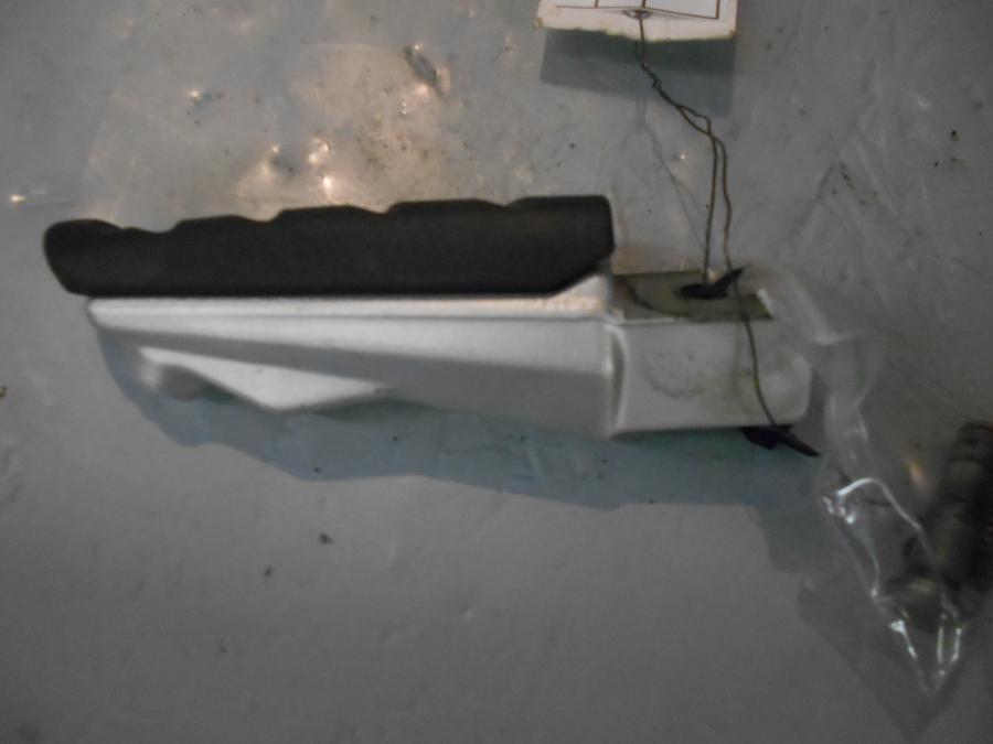 Baksidan på Fotpinne från en BMW R 1200 RS -2016 motorcykel.