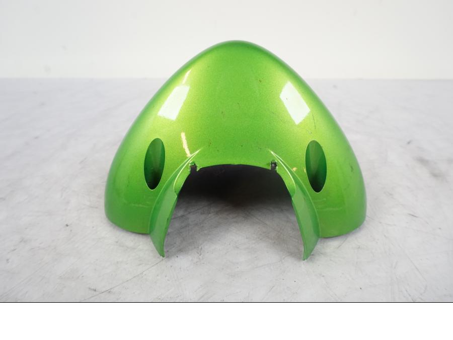 Snett uppifrån på Instrumentkåpa från en Kawasaki ER-6N -2008 motorcykel.