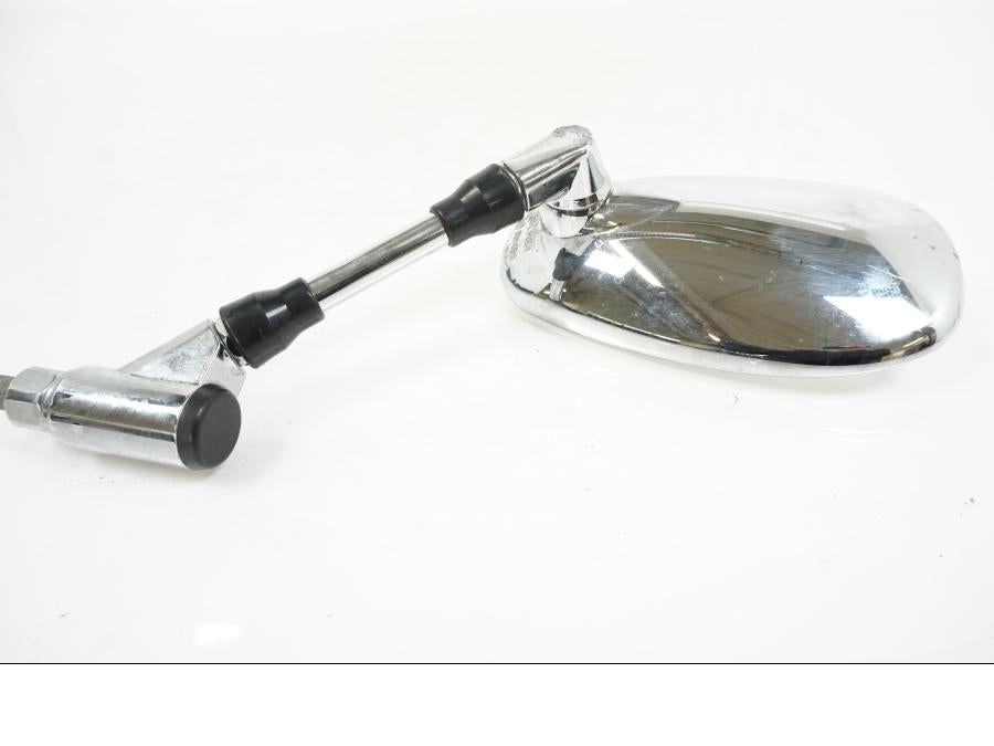 Höger sida på Backspegel från en Yamaha XJR 1300 -2007 motorcykel.