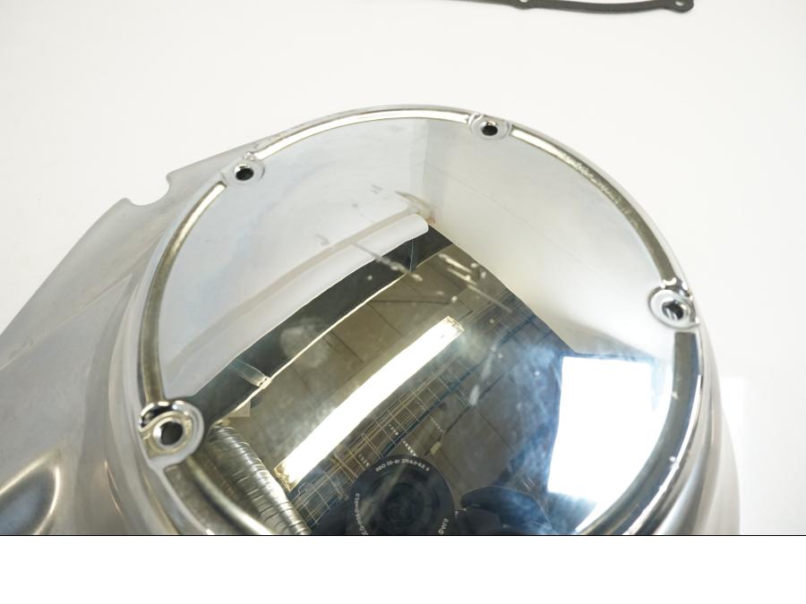 Höger sida på Motorkåpa från en H-D Softail -2018 motorcykel.