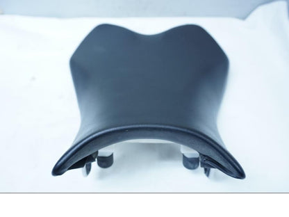 Baksidan på Sadel från en Suzuki GSX-R 1000 -2011 motorcykel.