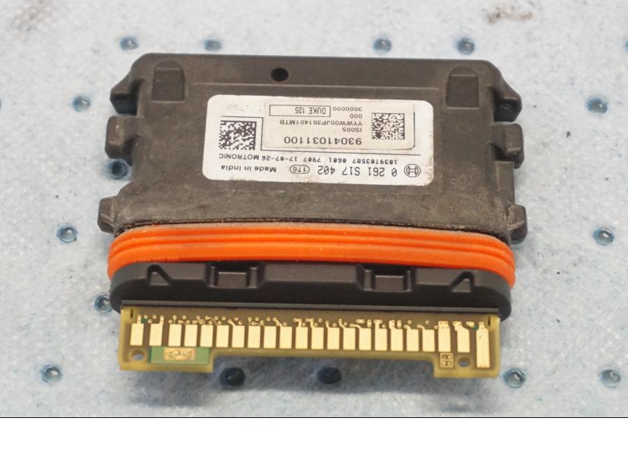 Framsidan på CDI / ECU från en KTM 125 Duke -2017 motorcykel.