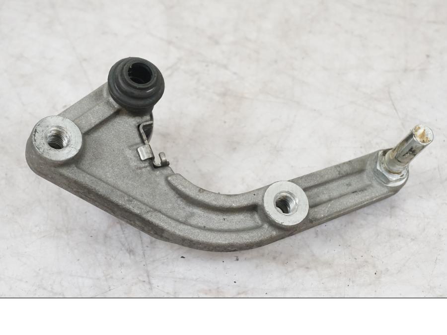 Framsidan på Bromsoksfäste från en Honda CTX 1300 -2014 motorcykel.