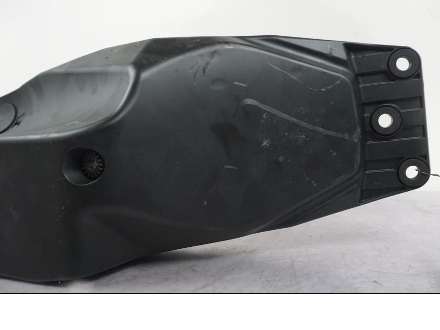 Extrabild5 på Undertail från en Ducati Multistrada V4 -2024 motorcykel.