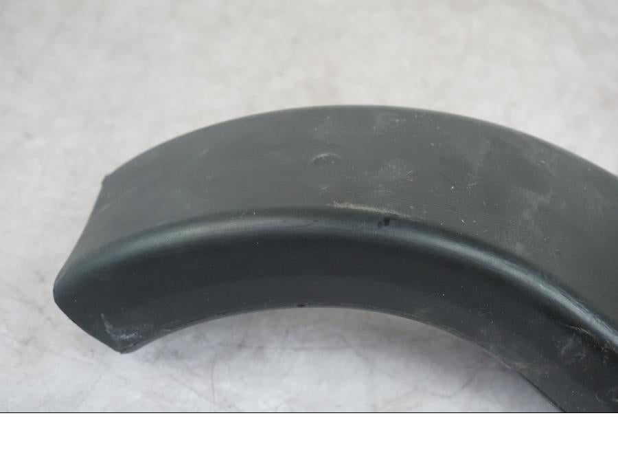 Snett uppifrån på Luftburksnorkel från en KTM 1290 Super Adventure S -2022 motorcykel.