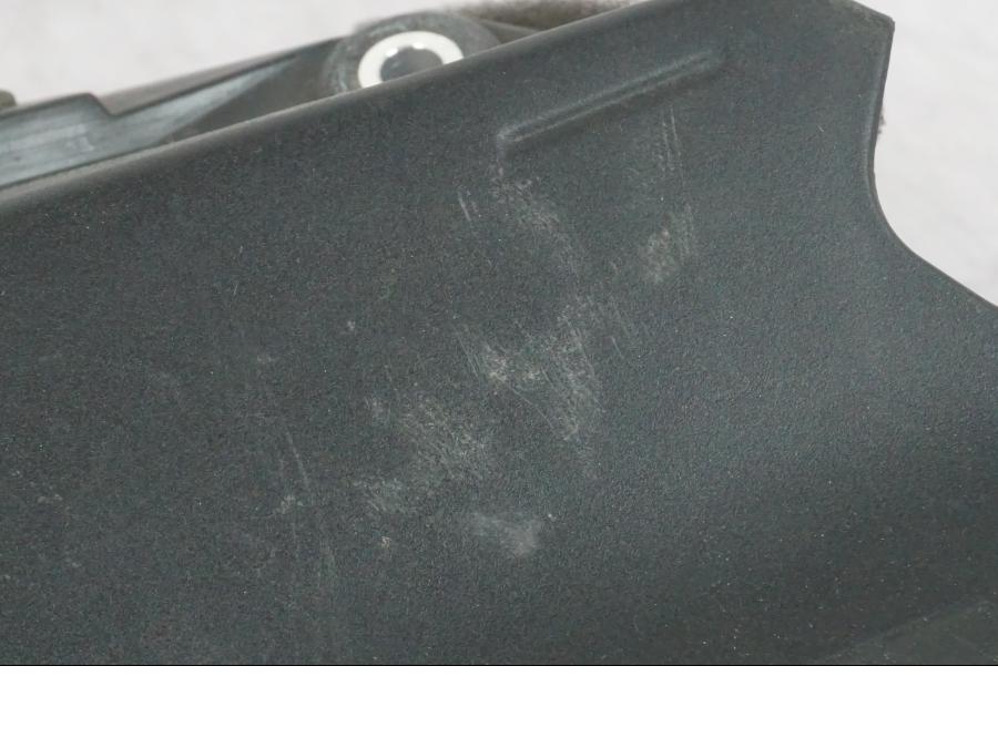 Höger sida på Sidkåpa från en Yamaha MT-09 -2016 motorcykel.