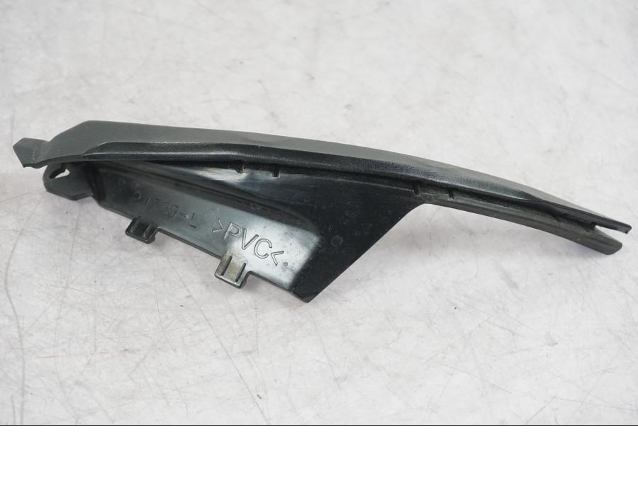 Extrabild2 på Sidkåpa från en Yamaha MT-09 -2016 motorcykel.