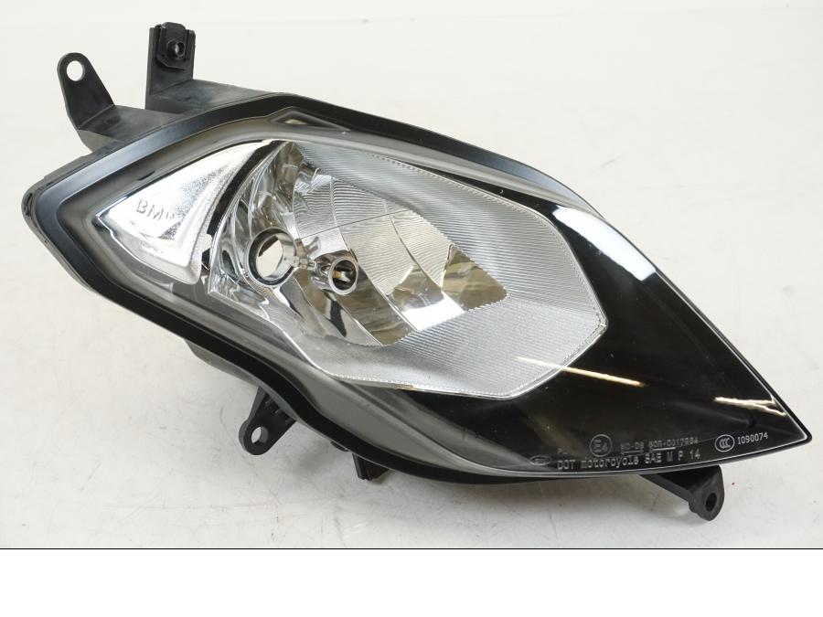 Baksidan på Strålkastare från en BMW S 1000 XR -2014 motorcykel.