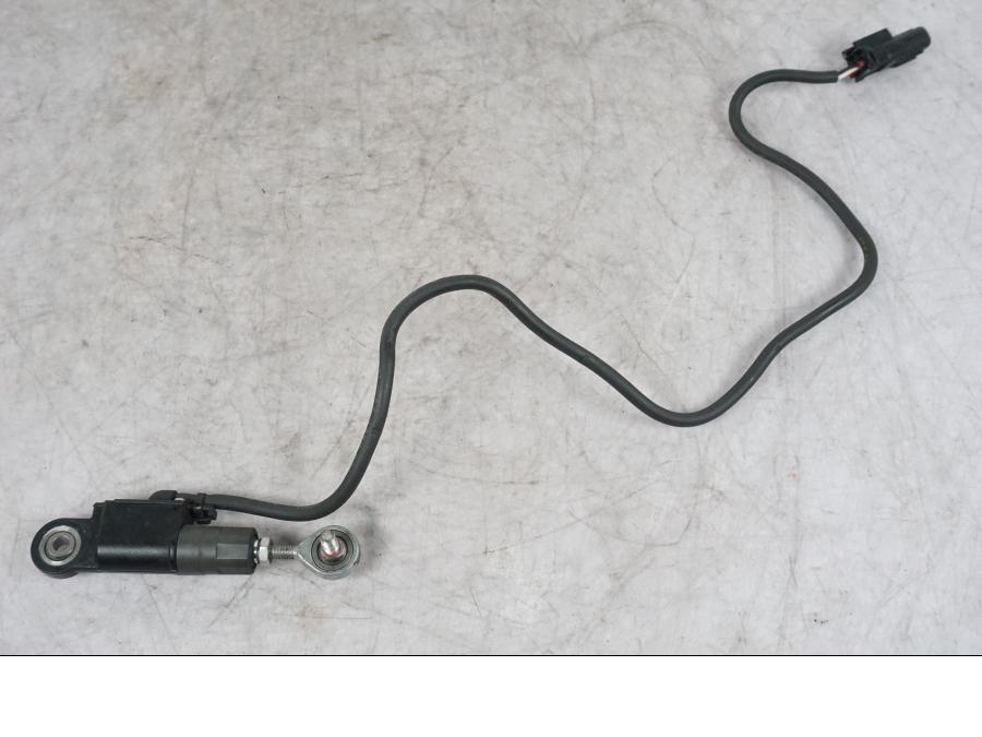 Vänster sida på Quickshift från en Ducati Multistrada V4 -2024 motorcykel.