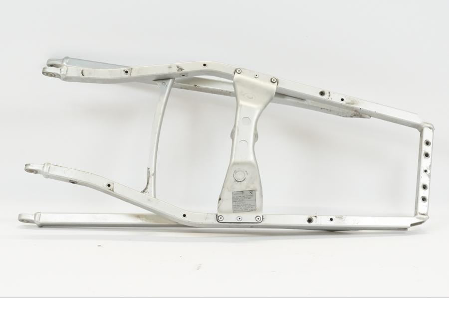 Framsidan på Bakram från en BMW K 1200 S -2006 motorcykel.