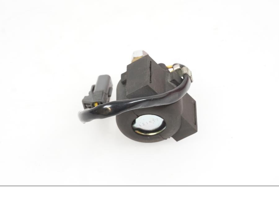 Baksidan på Startrelä från en Ducati 848 EVO -2012 motorcykel.