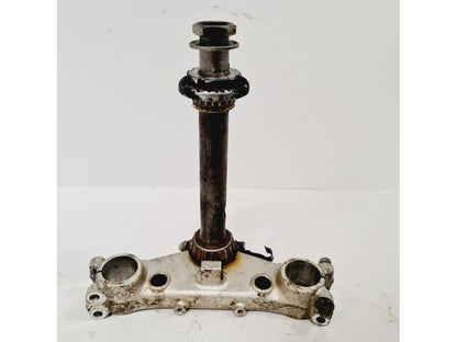 Framsidan på Gaffelkrona från en Honda CB 900 F -1979 motorcykel.