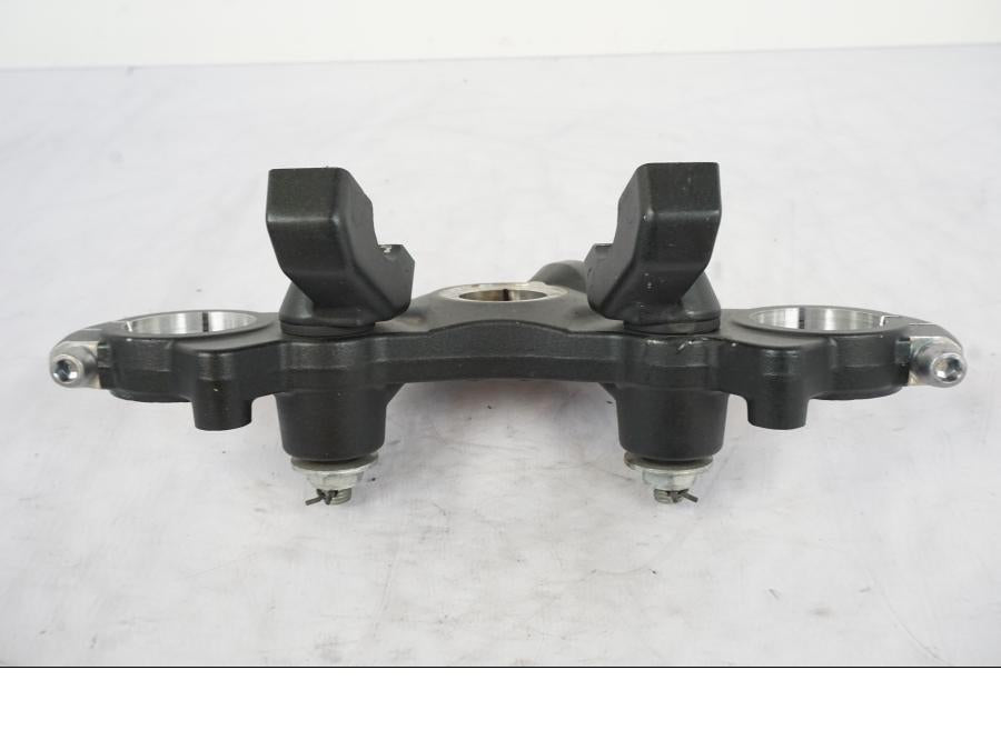 Vänster sida på Gaffelkrona från en Kawasaki ER-6N -2012 motorcykel.