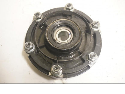 Baksidan på Drevfäste från en Yamaha MT-07 -2014 motorcykel.