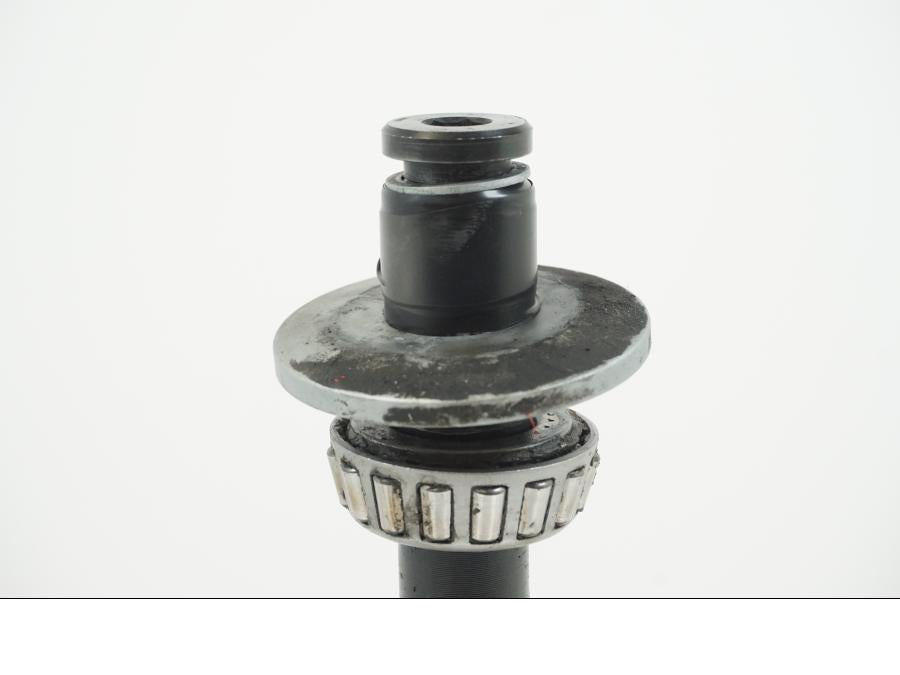 Snett uppifrån på Gaffelkrona från en BMW F 650 CS -2002 motorcykel.