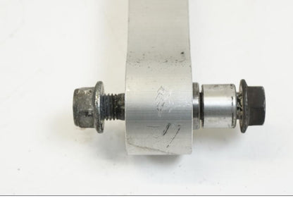 Snett uppifrån på Stötdämparlänkage från en Yamaha YZF 1000 R1 -2009 motorcykel.