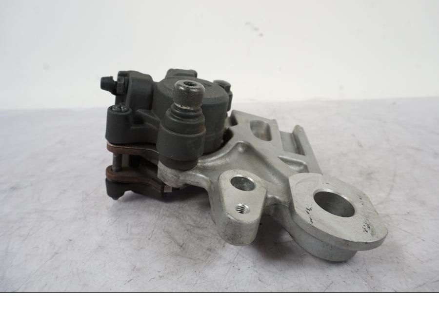 Baksidan på Bromsok från en Yamaha MT-09 -2020 motorcykel.