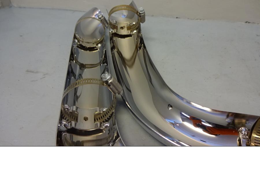 Höger sida på Värmeskydd från en H-D Softail -2006 motorcykel.