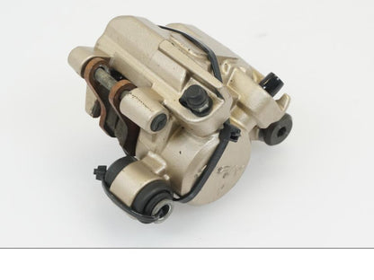 Baksidan på Bromsok från en Honda XRV 750 -2003 motorcykel.