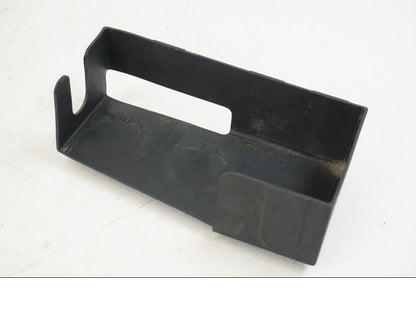 Baksidan på Batterikåpa från en Ducati Streetfighter S -2011 motorcykel.