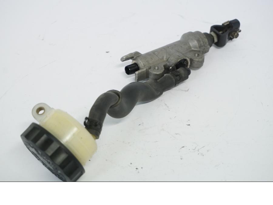 Extrabild1 på Bromshuvudcylinder från en Honda CBR 600 -1998 motorcykel.