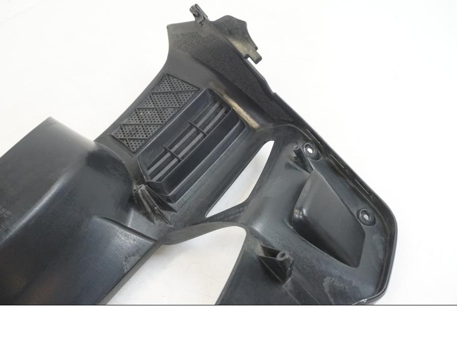 Extrabild1 på Instrumentkåpa från en Honda ST 1300 -2002 motorcykel.