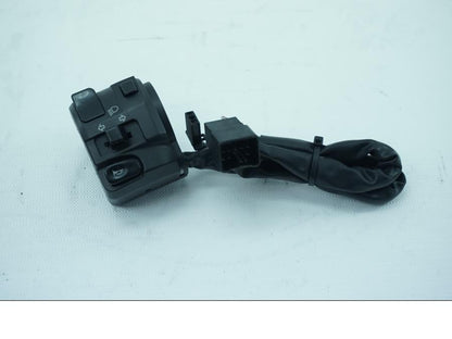 Framsidan på Styrelreglage från en Kawasaki ZX-6R -2007 motorcykel.