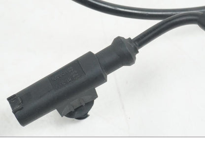 Höger sida på ABS givare från en Ducati Hyperstrada -2013 motorcykel.