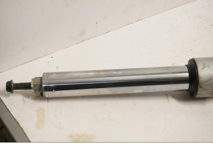 Vänster sida på Gaffelben från en BMW R 1100 GS -1997 motorcykel.