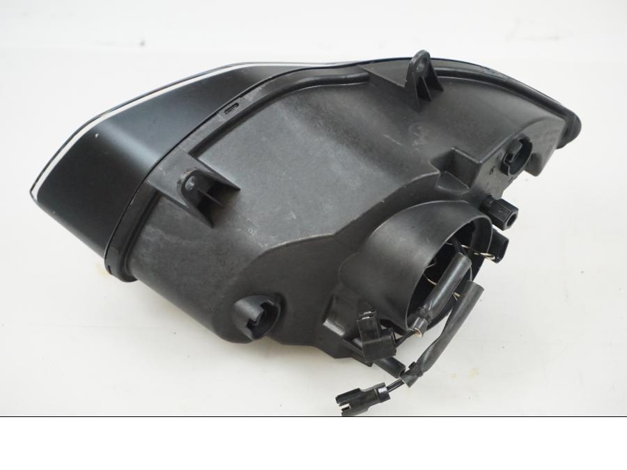 Vänster sida på Strålkastare från en BMW K 1200 RS -2008 motorcykel.