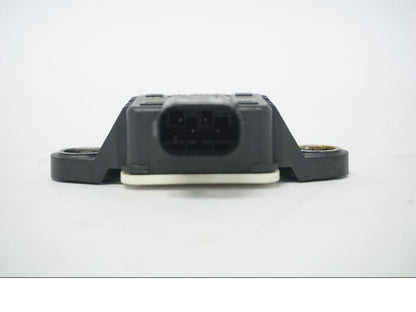 Baksidan på Tilt Sensor från en Ducati Desert X -2022 motorcykel.