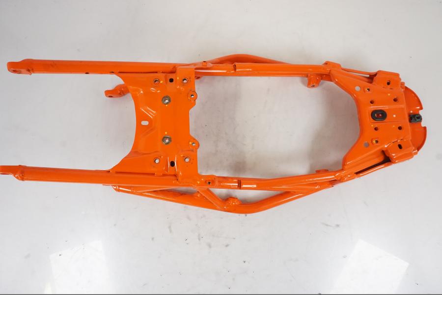 Höger sida på Bakram från en KTM 125 Duke -2017 motorcykel.