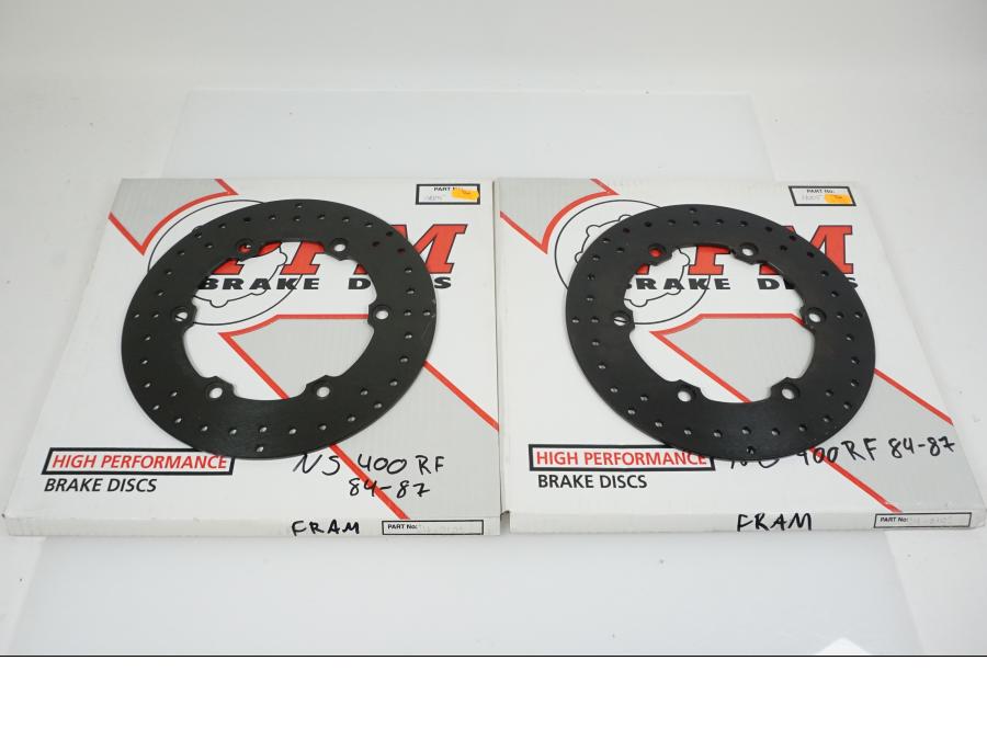 Framsidan på Bromsskiva från en Honda NSR 400 -1987 motorcykel.