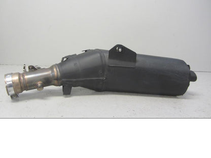 Baksidan på Ljuddämpare från en Yamaha FZ-1 N -2012 motorcykel.